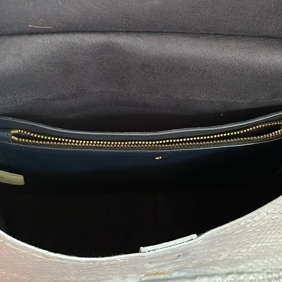 Kate spade croc embossed  bag.  EUC. It’s a lavender/blue. - Picture 8 of 14